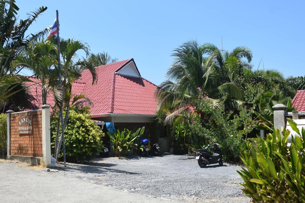 Sanuk Bungalows Rawai エクステリア 写真
